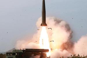 Hàn Quốc nói Triều Tiên phóng tên lửa đạn đạo ra biển