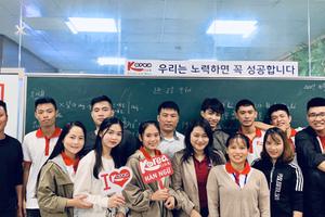 Rộn ràng khai giảng lớp tiếng Hàn Xuất khẩu lao động, du học, giao tiếp