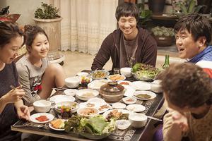 7 quy tắc trên bàn ăn của người Hàn Quốc liệu bạn đã biết