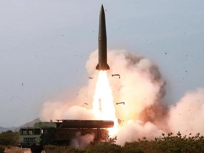 Hàn Quốc nói Triều Tiên phóng tên lửa đạn đạo ra...