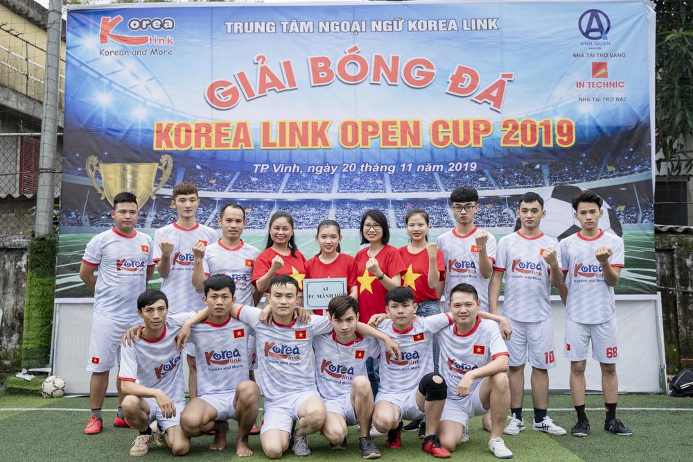 Hừng hực khí thế giải bóng đá Korea Link Open Cup 2019 | Chào mừng ngày Nhà giáo Việt Nam 20-11