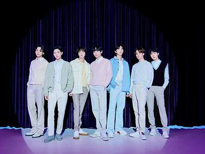 Người hâm mộ có thể xem trực tiếp hai chặng concert...