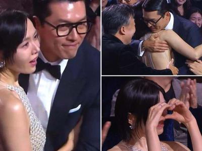 Hyun Bin, Son Ye Jin gây sốt ở giải Rồng Xanh