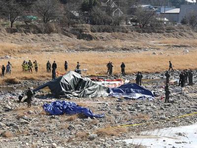 Trực thăng tấn công Hàn Quốc rơi khi huấn luyện, 2...